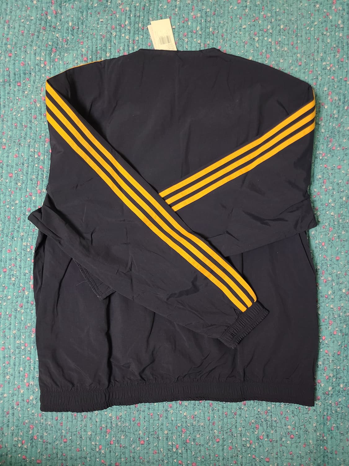 아디다스 23/24 레알 마드리드 앤섬 자켓 (해외 L) 상품이미지2