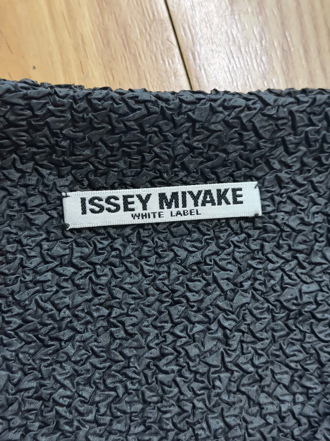 이세이 미야케 Issey Miyake 플리츠 코르셋 가디건 77 사이즈 상품이미지3