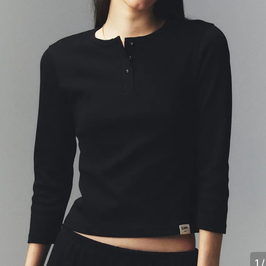 [글로니 GLOWNY] 3/4 Button fly tee (black) 상품이미지2
