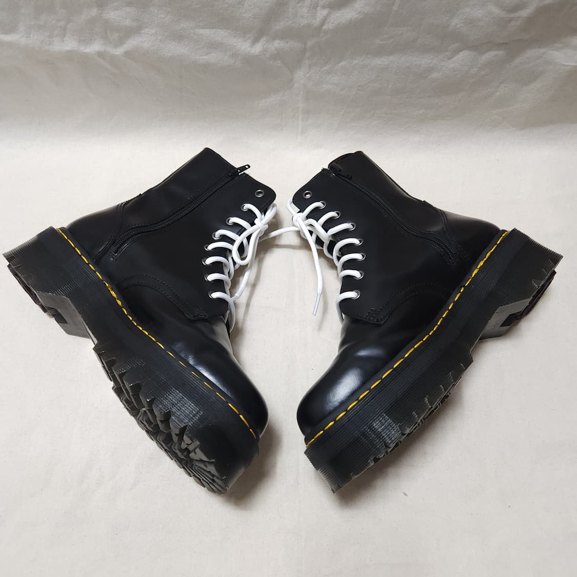 [8UK] 닥터마틴 제이든 8홀 부츠 블랙 (270~275) 상품이미지4