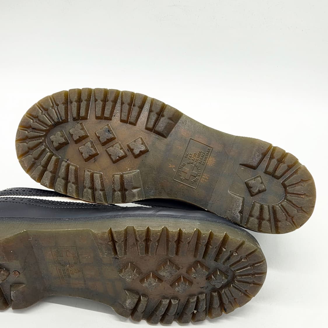 닥터마틴 3989 벡스 검/흰 (US10) 상품이미지3