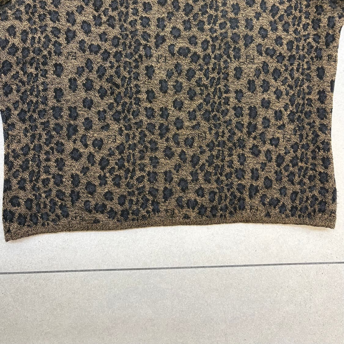 펜디 레오파드 니트 티셔츠 상품이미지5