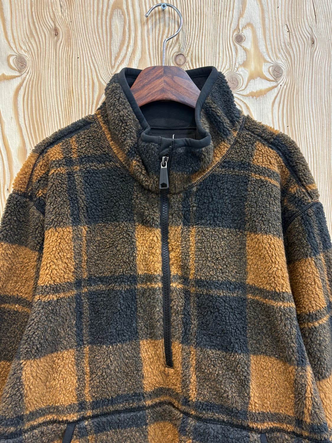 칼하트 체크 플리스 하프집업 상품이미지3