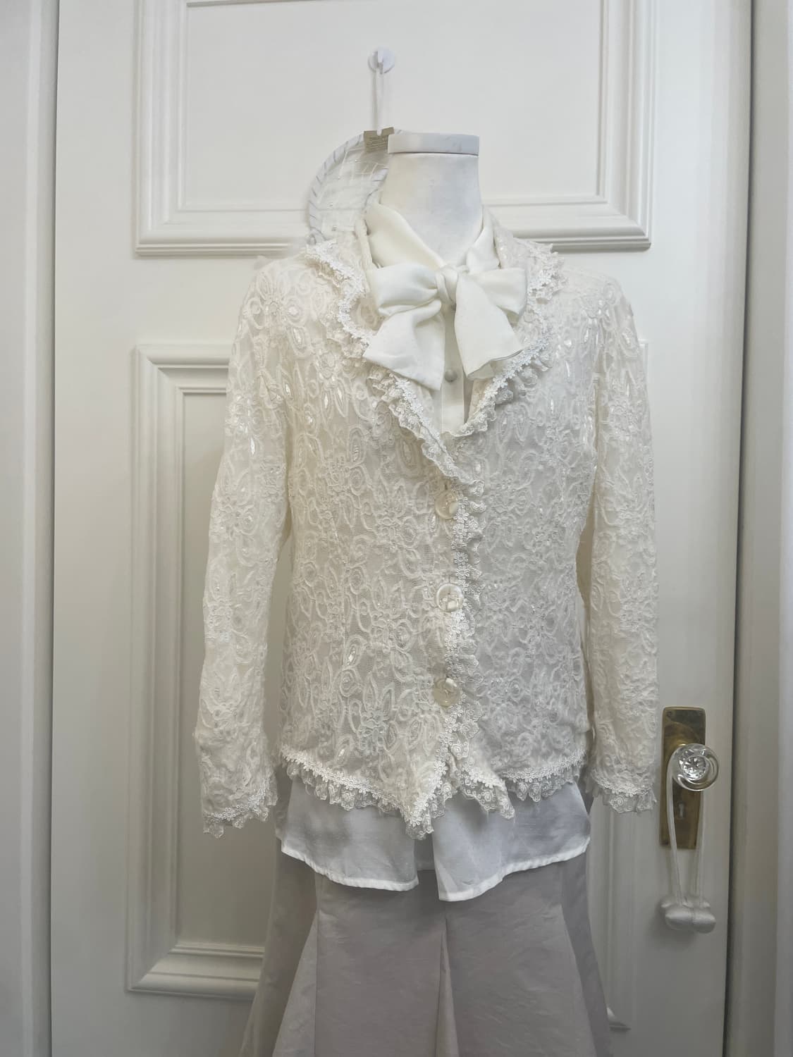 ivory bow point dot lovely blouse 상품이미지10