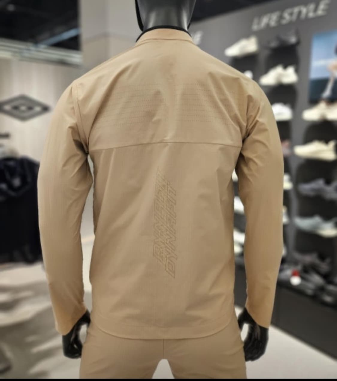 [100]다이나핏 기능성 트레이닝 집업 상품이미지4