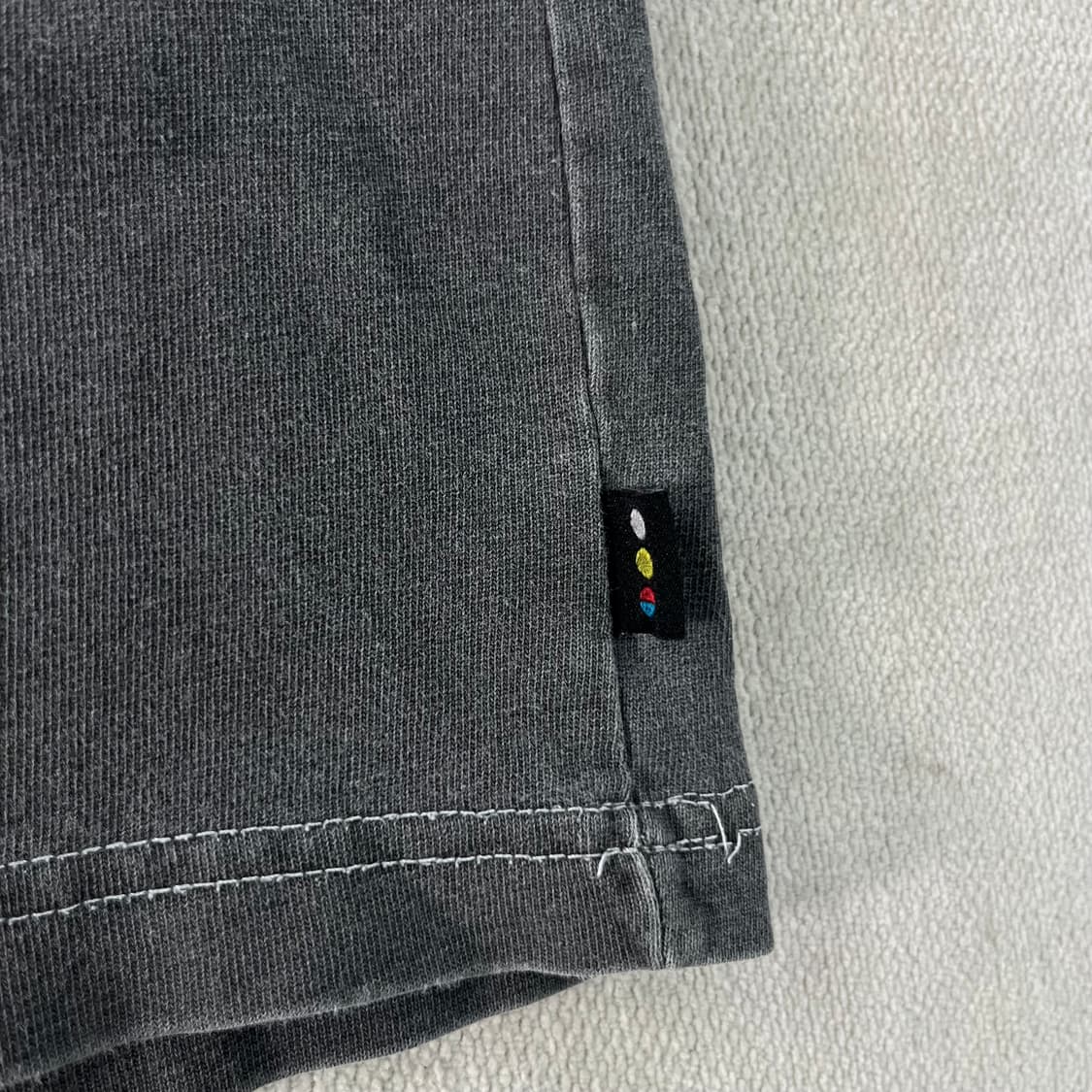 105 아이앱 스튜디오 피그먼트 블랙 반팔 티셔츠 상품이미지5