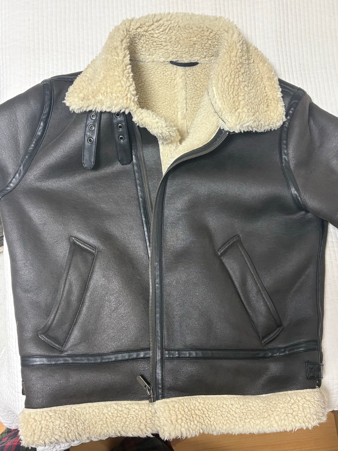 자라 무스탕 라지 상품이미지1