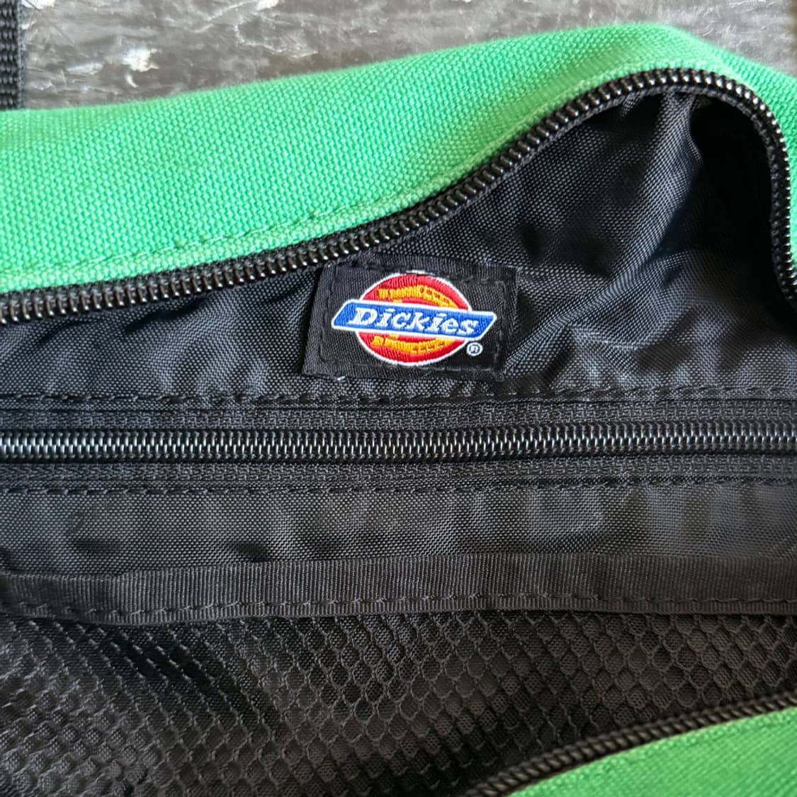 [DICKIES] 그린 캔버스 필드 숄더백 상품이미지6