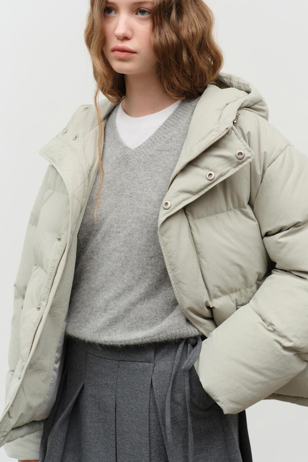 xs 던스트 유니섹스 후디드 볼륨 구스다운 패딩 자켓 베이지 상품이미지2