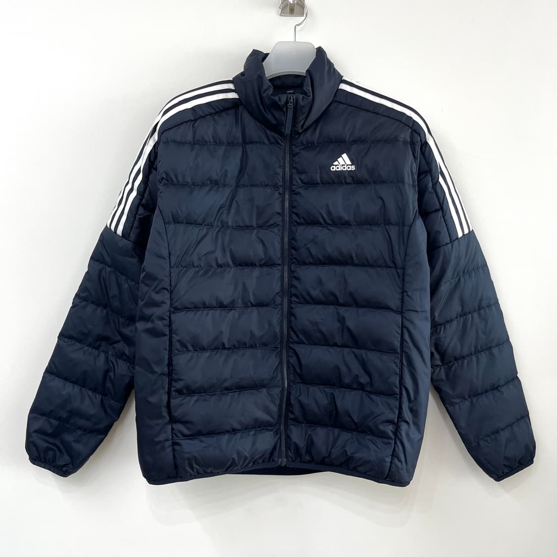 아디다스 에센셜 네이비 덕다운 경량패딩 상품이미지2