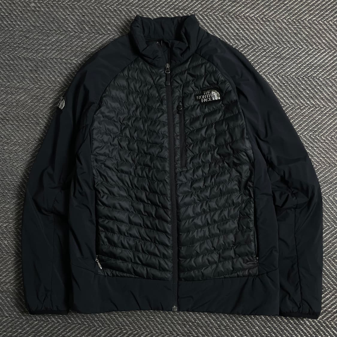 노스페이스 브이모션 경량 패딩 점퍼 블랙y 5009 상품이미지2