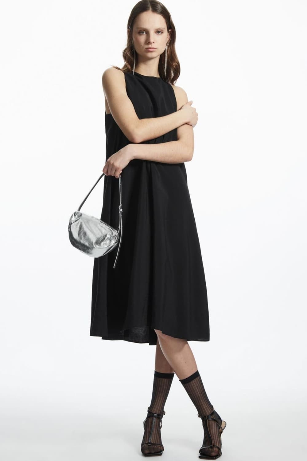 cos 레이서넥 원피스 블랙 상품이미지2