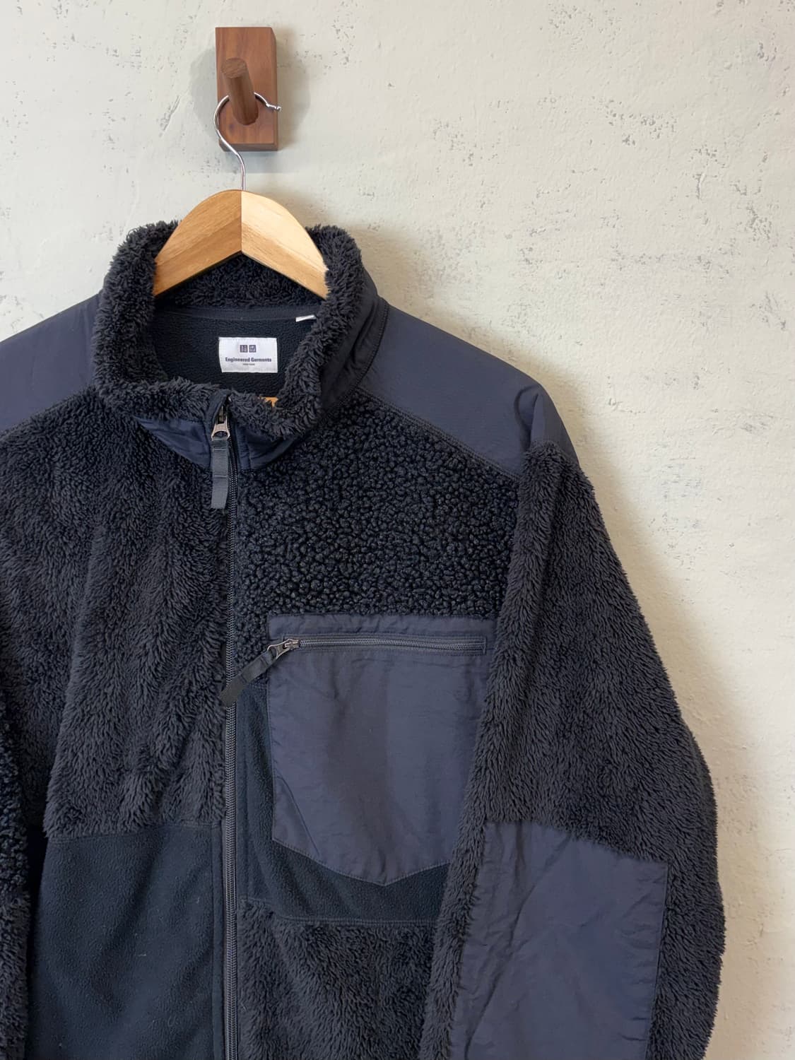 유니클로 엔지니어드가먼츠 후리스 블랙 상품이미지3