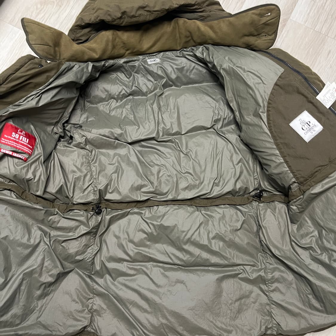 CP 컴퍼니 50fili 다운 자켓 52사이즈 상품이미지4