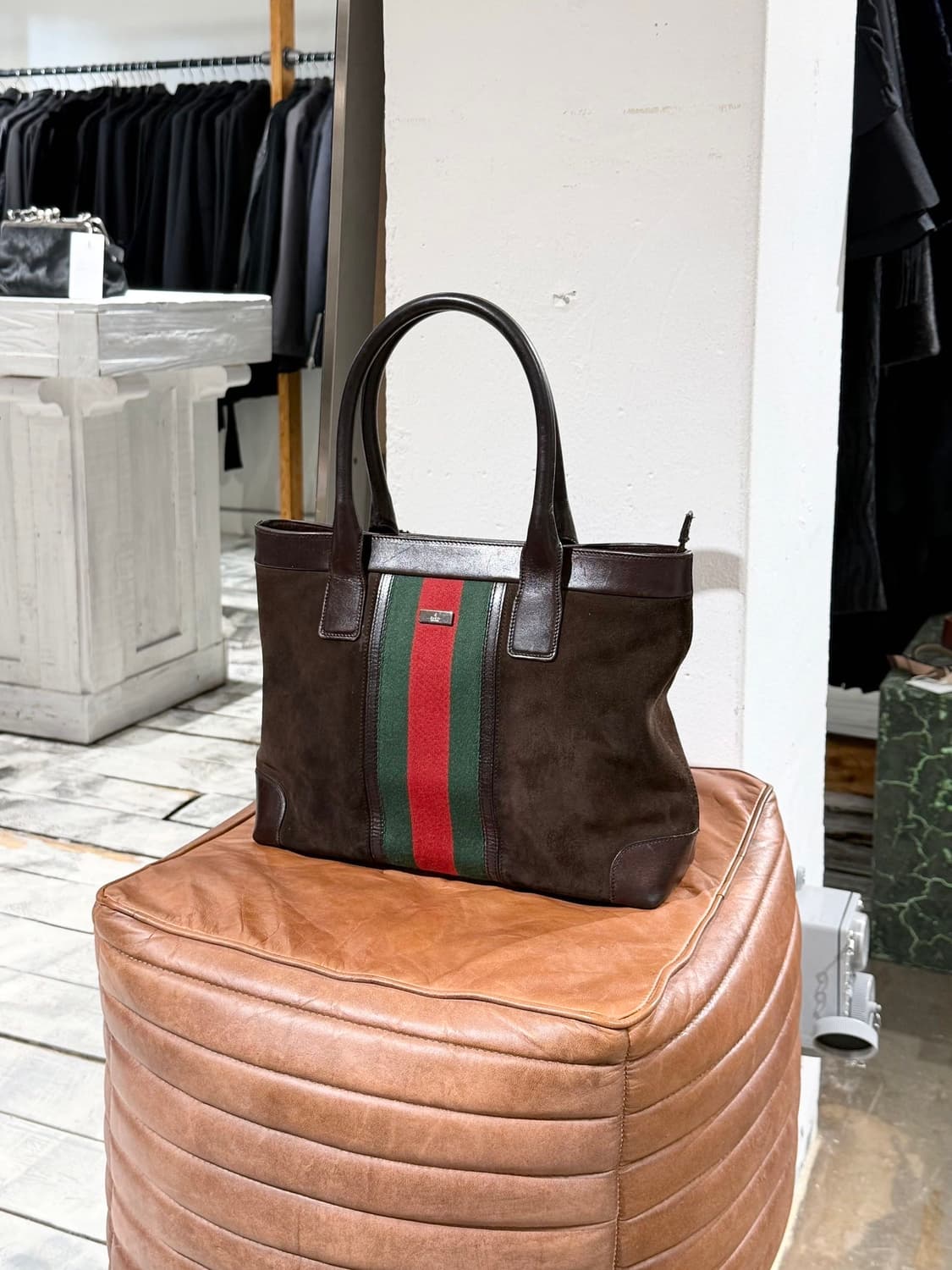 구찌 브라운 오피디아 스웨이드 토트백 상품이미지1