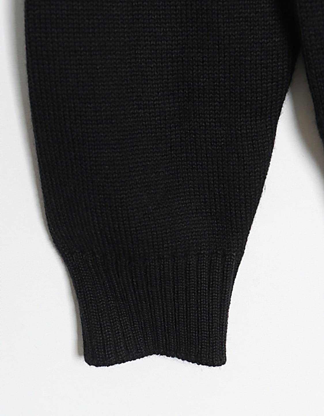 VERSACE JEANS COUTURE Embro Logo Knit 상품이미지5