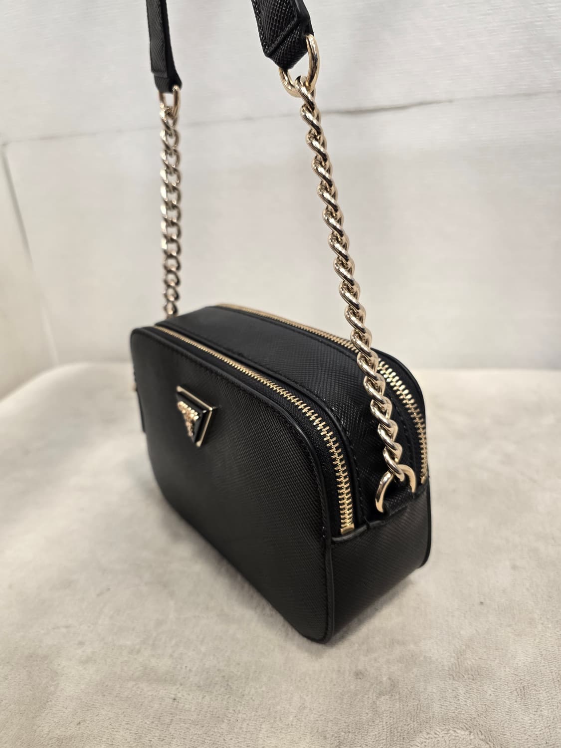 거의새거) 게스 노엘 카메라 크로스바디 크로스백 가방 상품이미지6