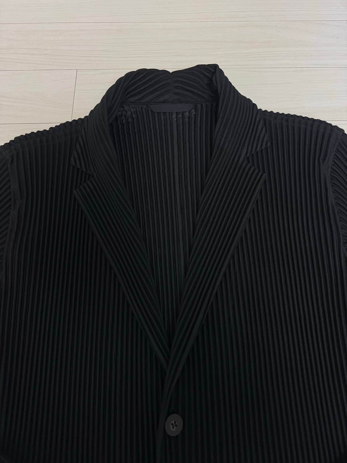 옴므 플리세 이세이 미야케 베이직 자켓 블랙 상품이미지5