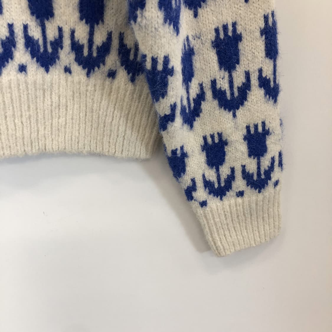 반원아틀리에(새상품) 플로럴 헤어리 오버니트 FREE 택가 138,000 상품이미지3