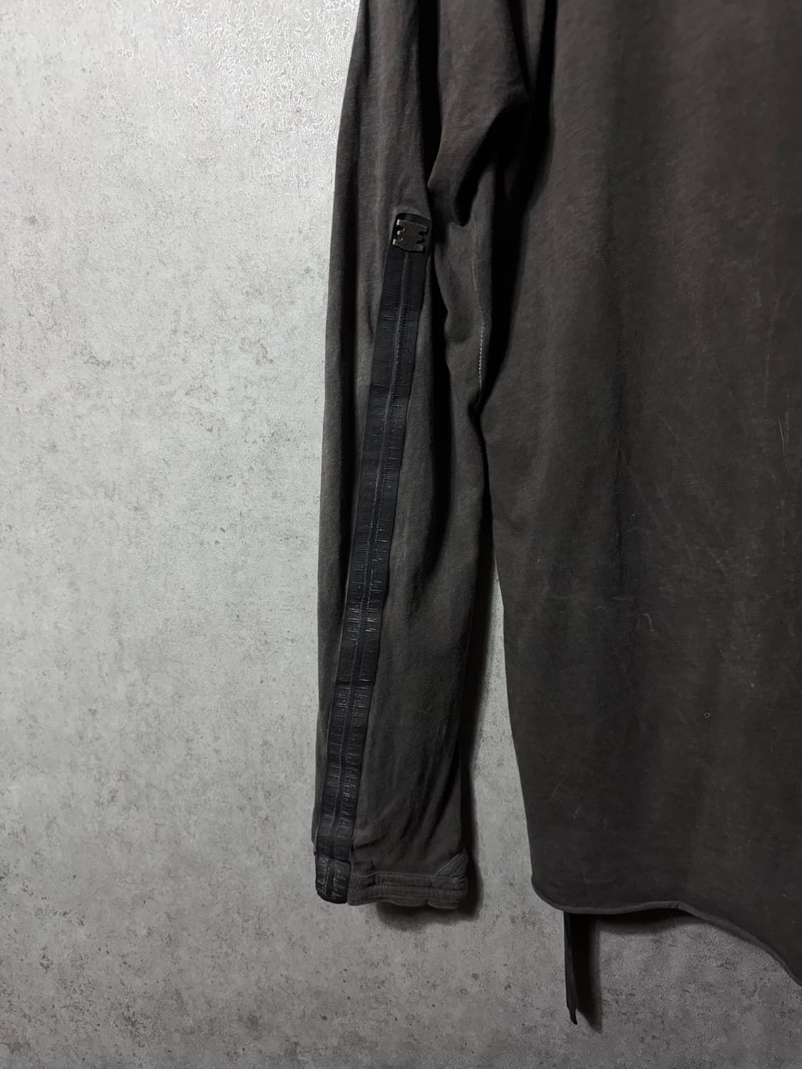 아이작 셀렘 레더패치 롱슬리브 상품이미지6