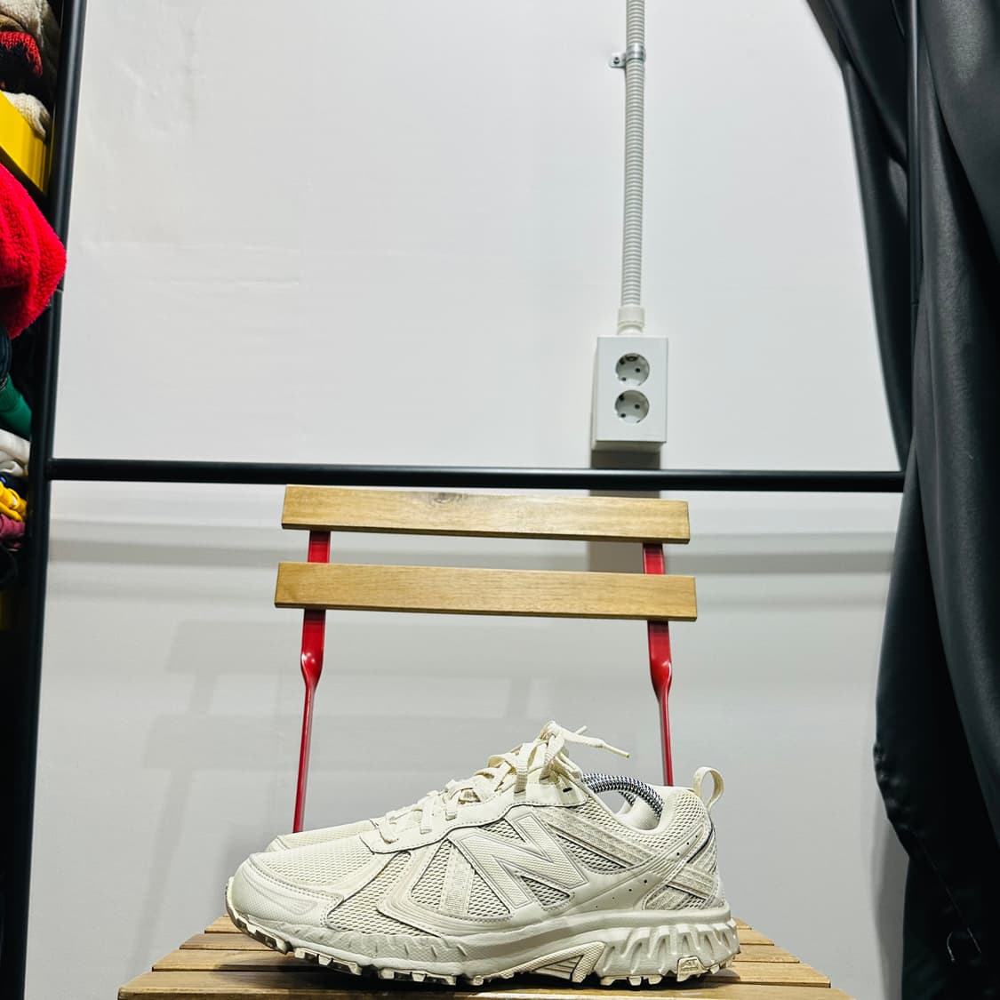 270) 뉴발란스 트레일화  남성 남자 운동화 410 아이보리 상품이미지3