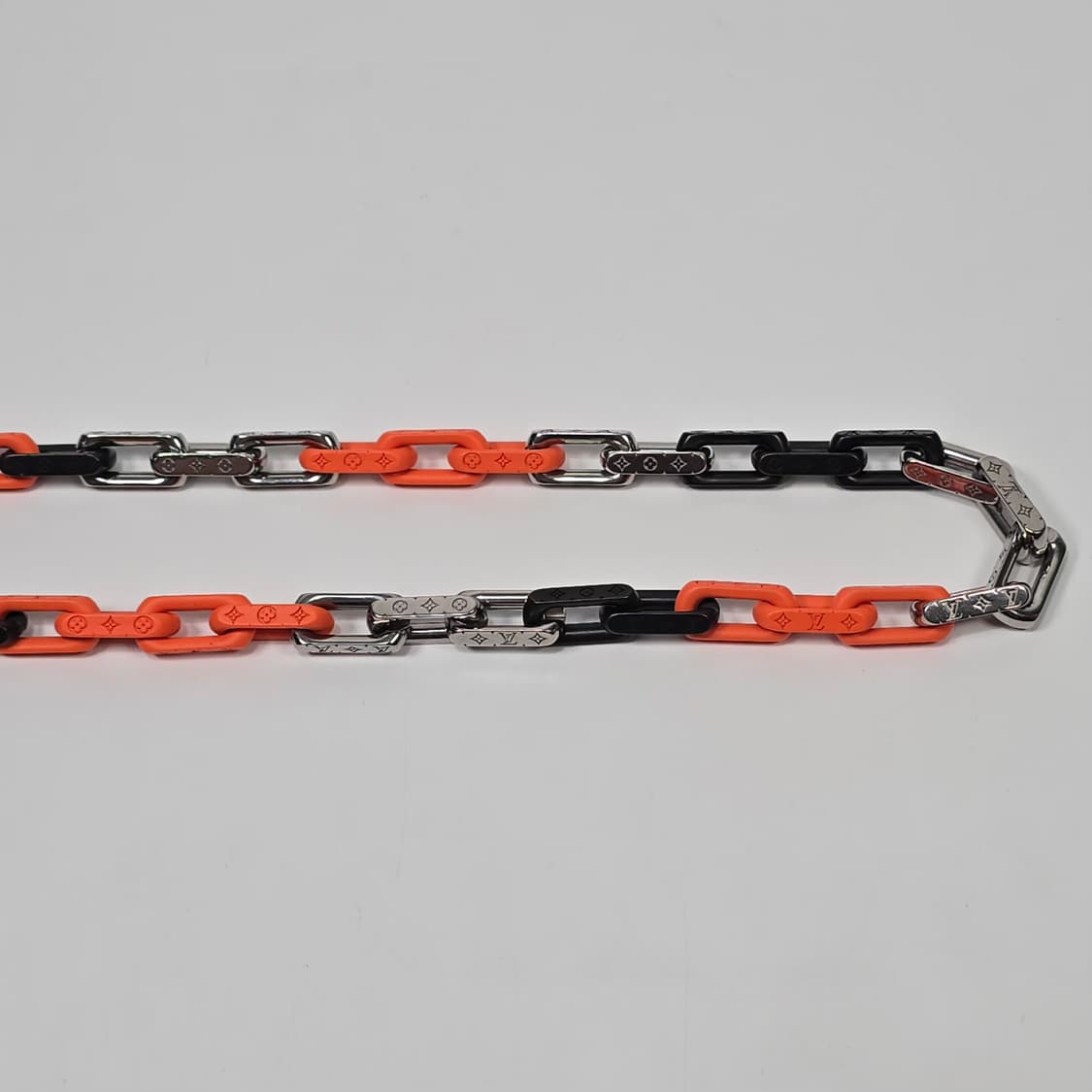 루이비통 모노그램 체인 목걸이 상품이미지3