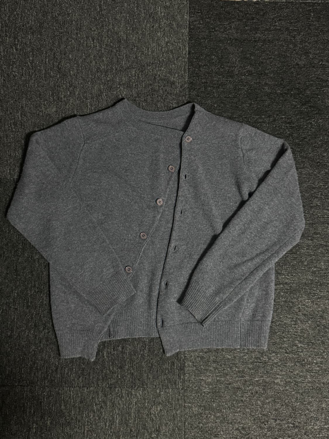 누마레 ee 그레이 가디건 (L) 상품이미지1