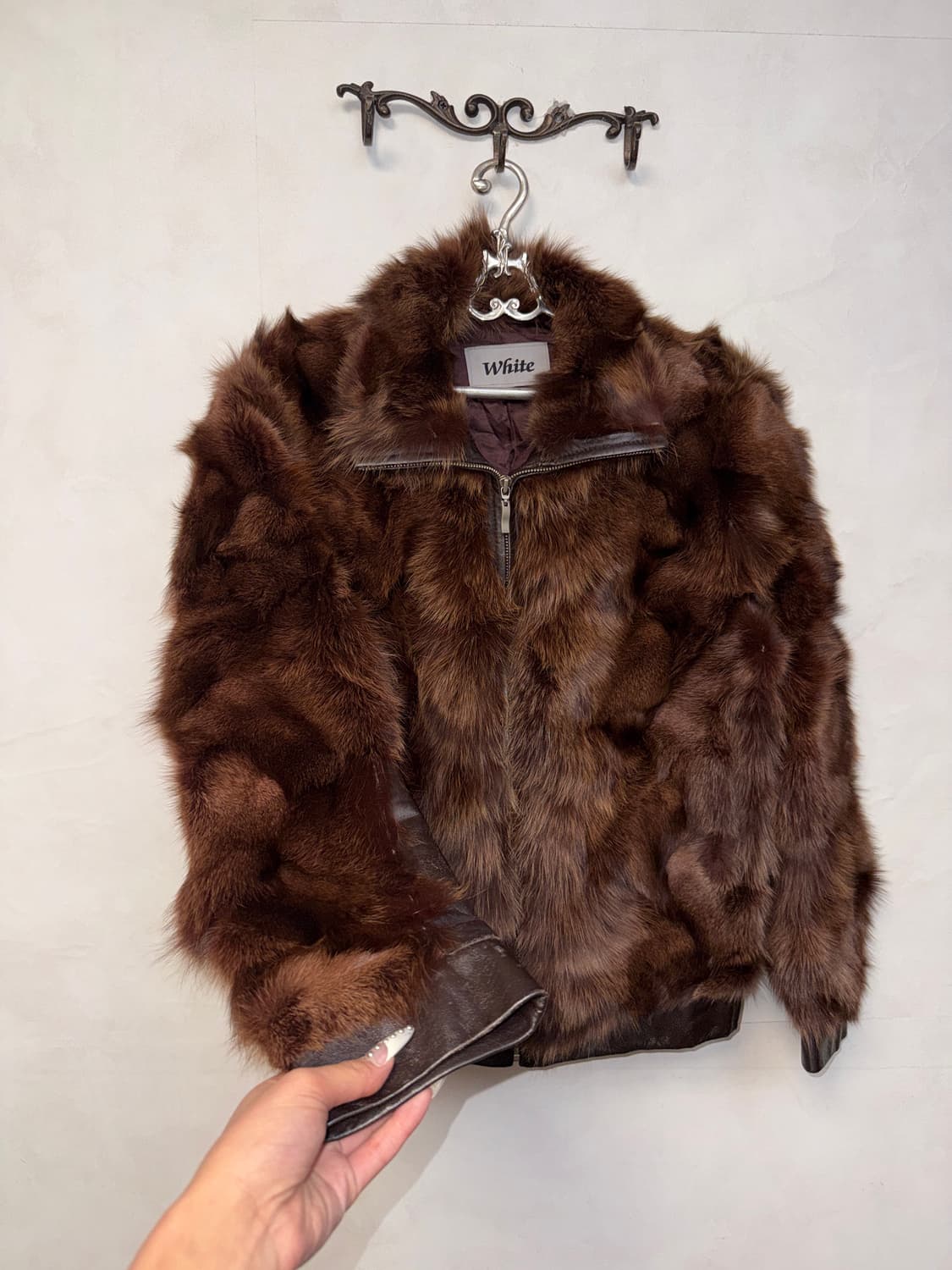 Brown lamb skin fox fur jacket  상품이미지2