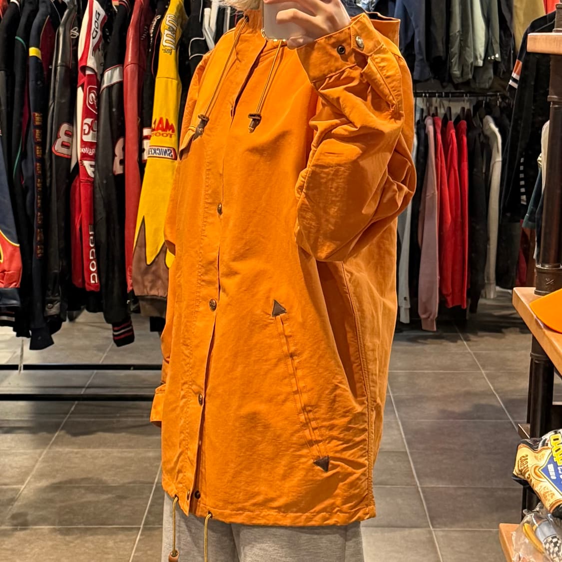 [NO.9 ]Levi’s 오렌지 후드 바람막이 상품이미지4