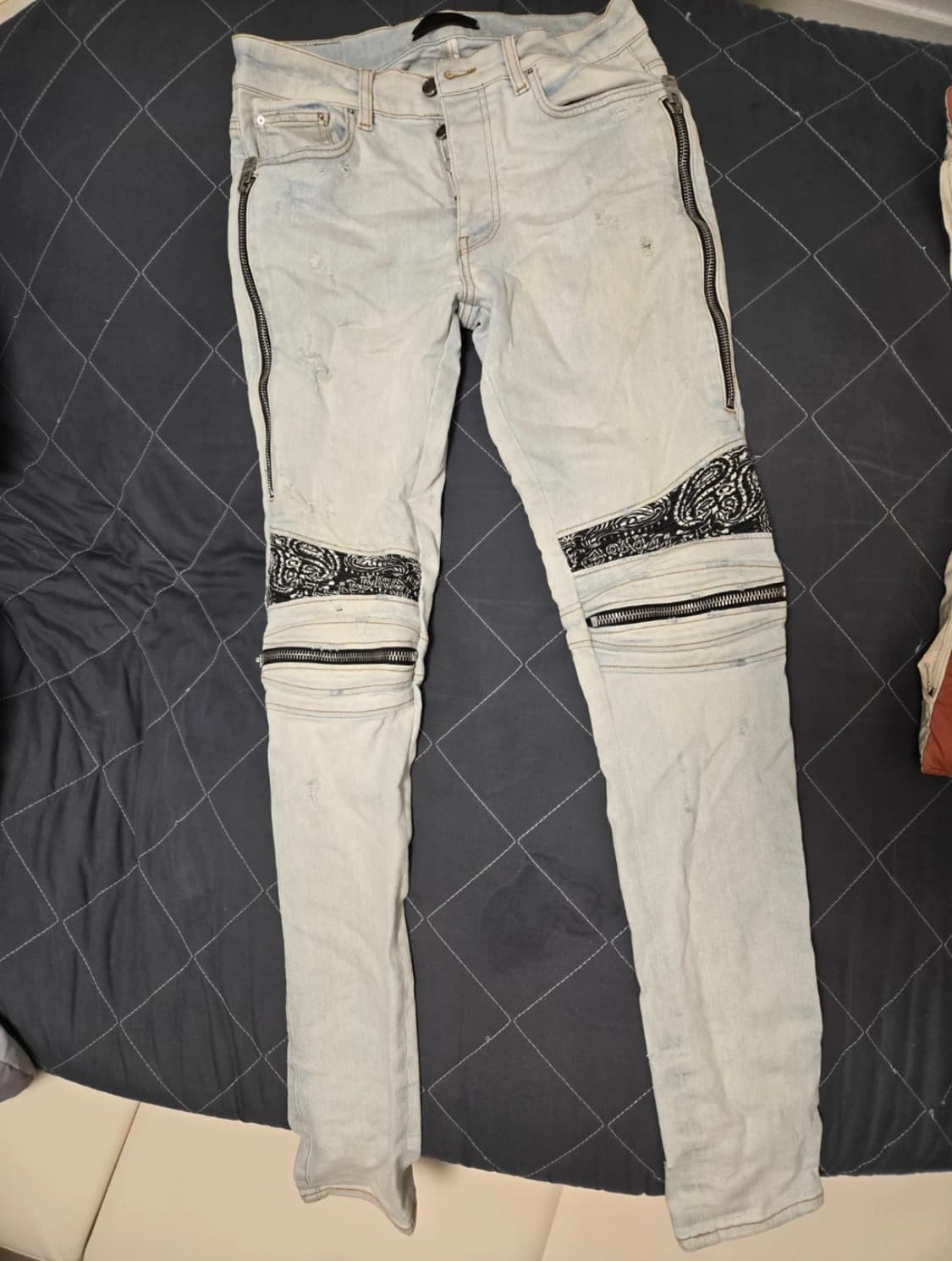 아미리 반다나 진 32 상품이미지1