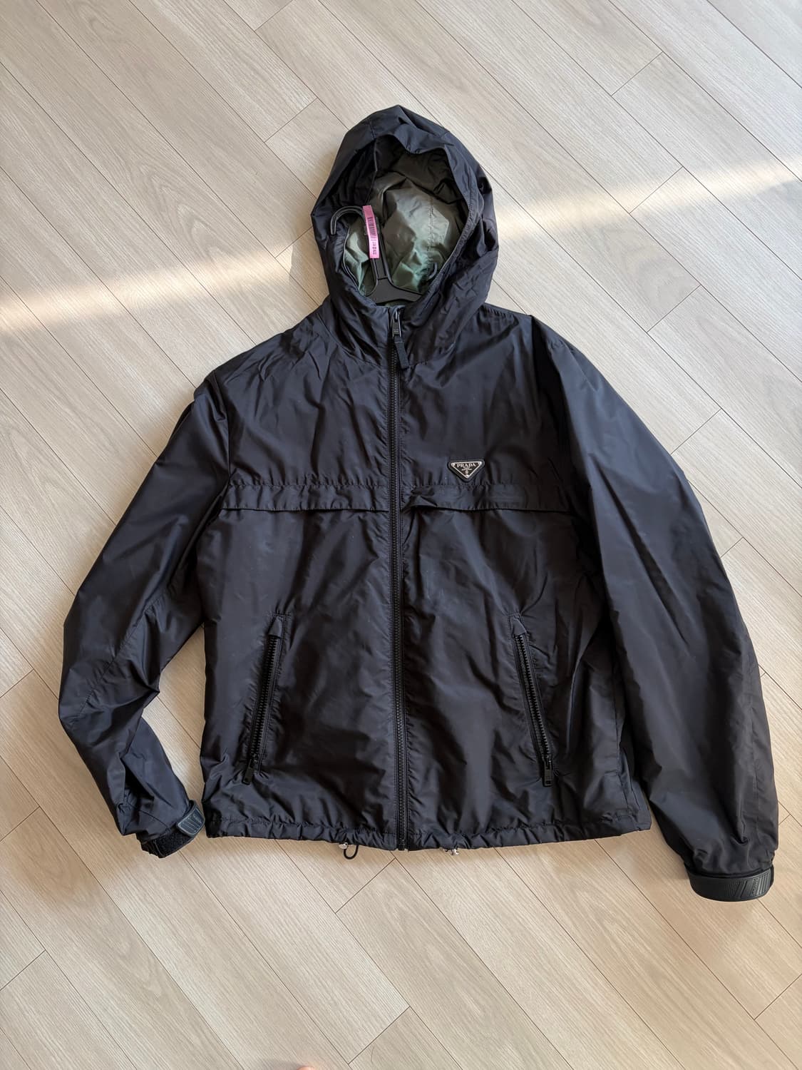 프라다 리나일론 바람막이 48사이즈 상품이미지1