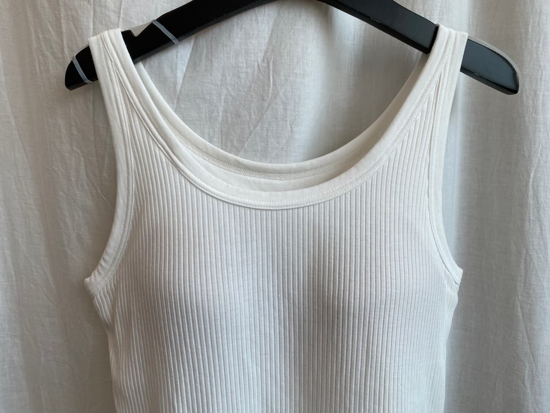 GU 화이트 캡슬리브리스탑(L) 상품이미지4