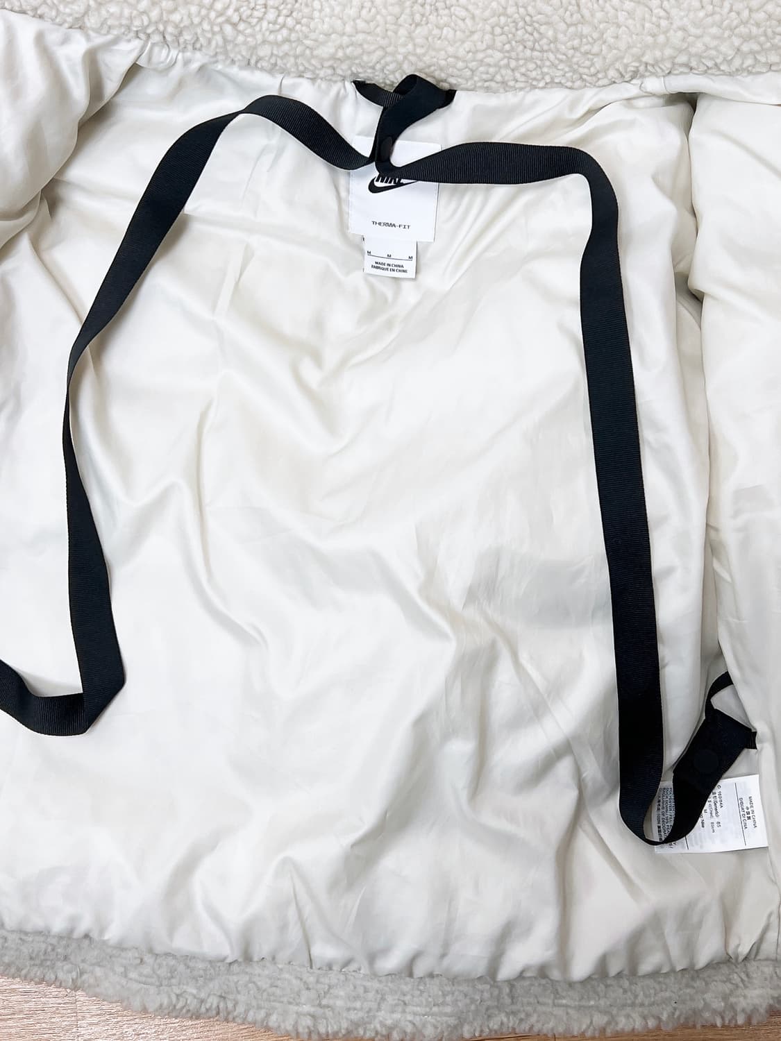 나이키 여성 써마핏 플리스 뽀글이 패딩 M 상품이미지6