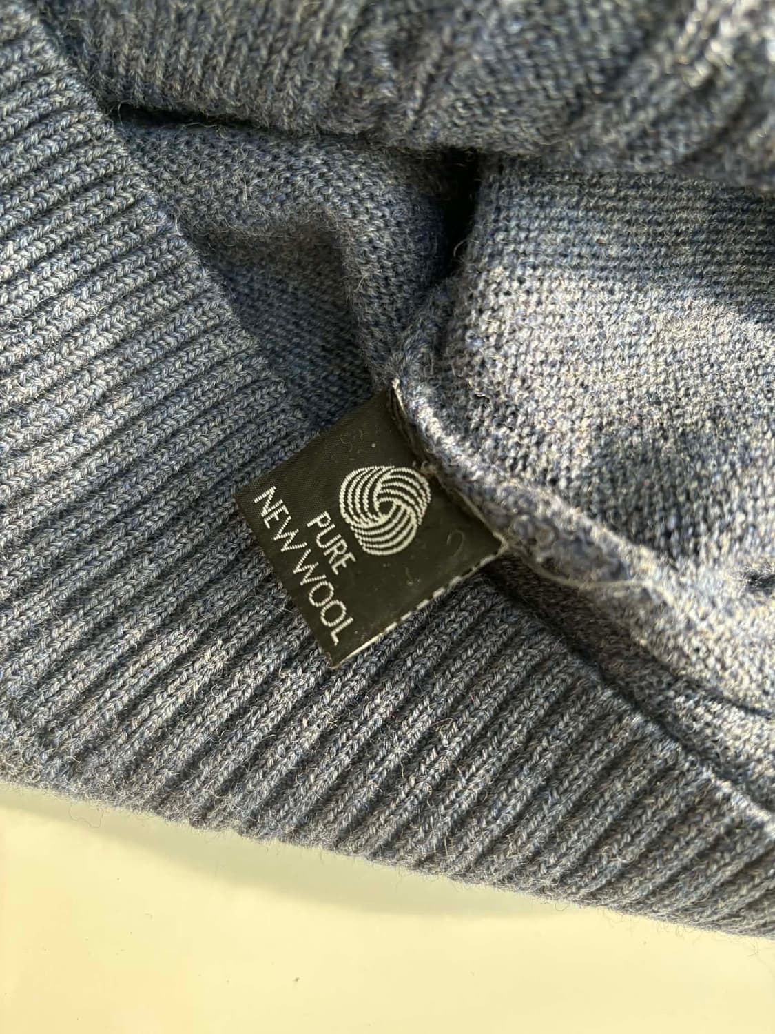 [L] 버버리 퓨어뉴울 가죽 코만도 니트 스웨터 상품이미지4