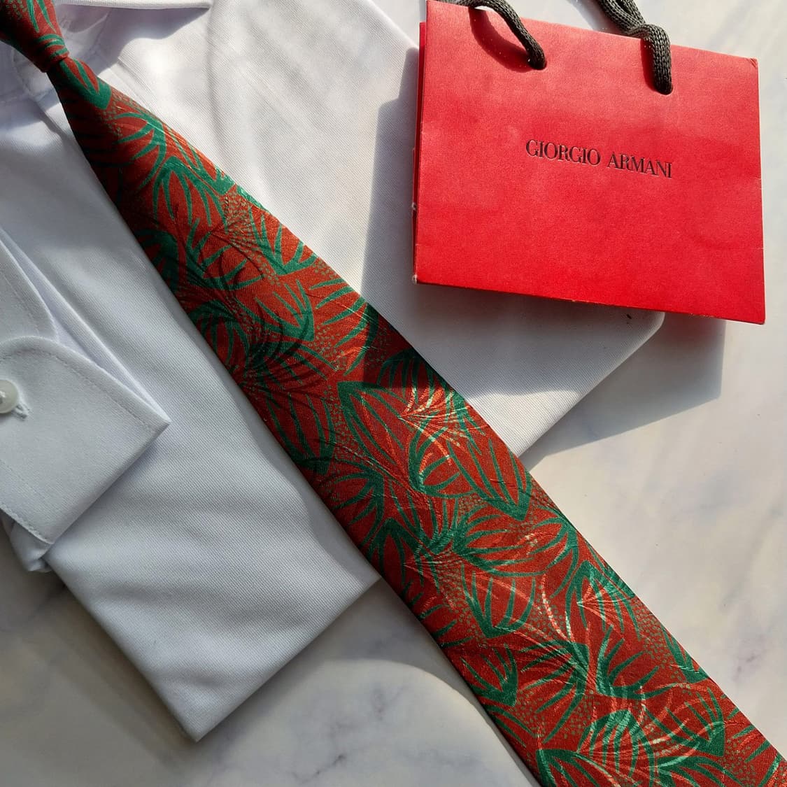 조르지오 아르마니 실크 리프 패턴 넥타이 9cm A+등급 K1881
 상품이미지7