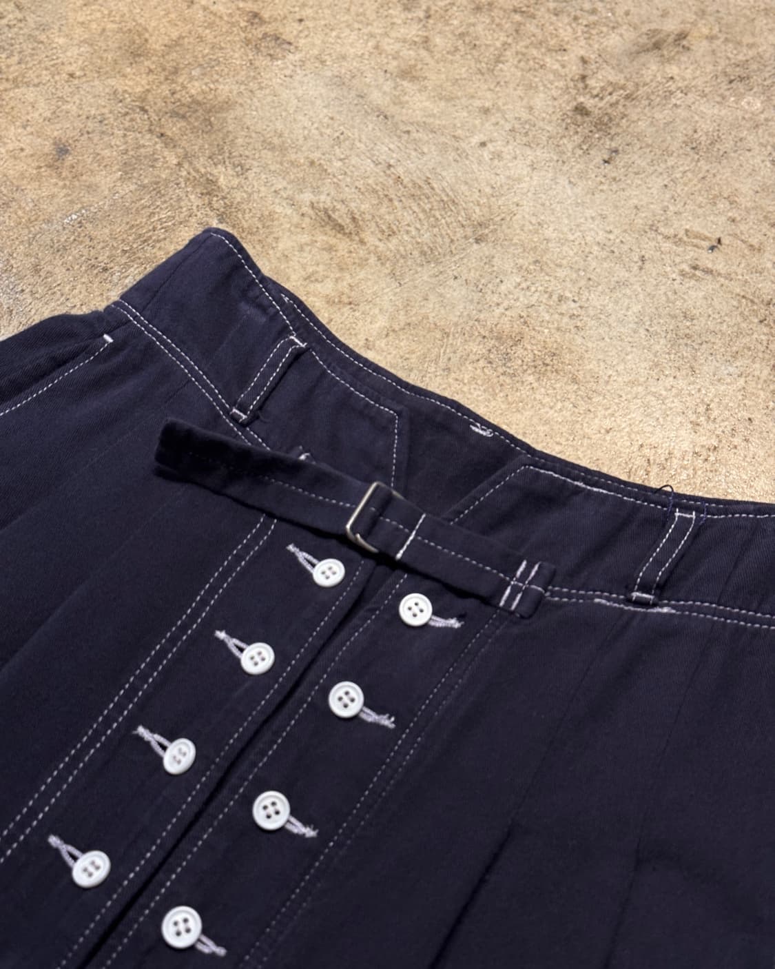 25-27 ) FRAPBOIS Button Two-Tuck Shorts 상품이미지6