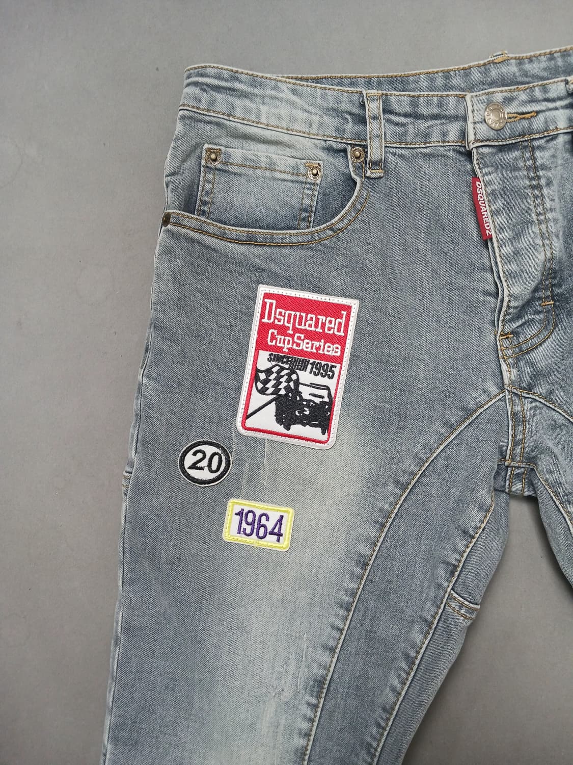[32] 디스퀘어드2 자수패치 타이디바이커진 청바지 상품이미지2