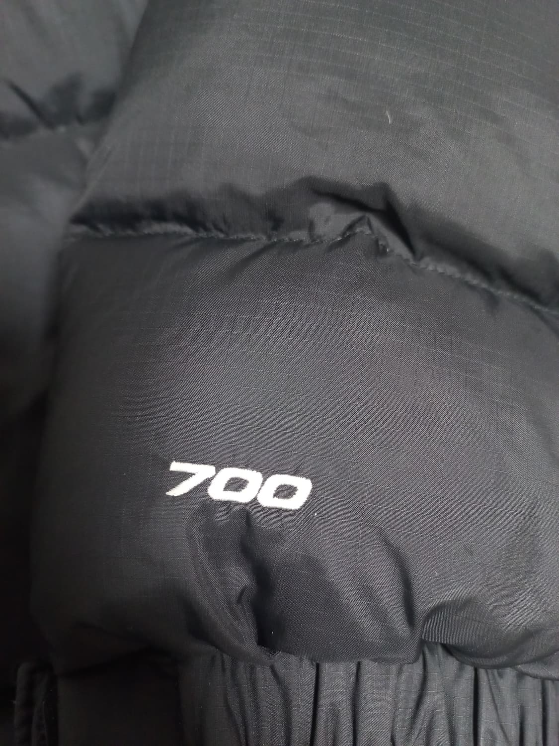 노스페이스 레트로1996 눕시 패딩 l 해외판 팝니다 상품이미지2