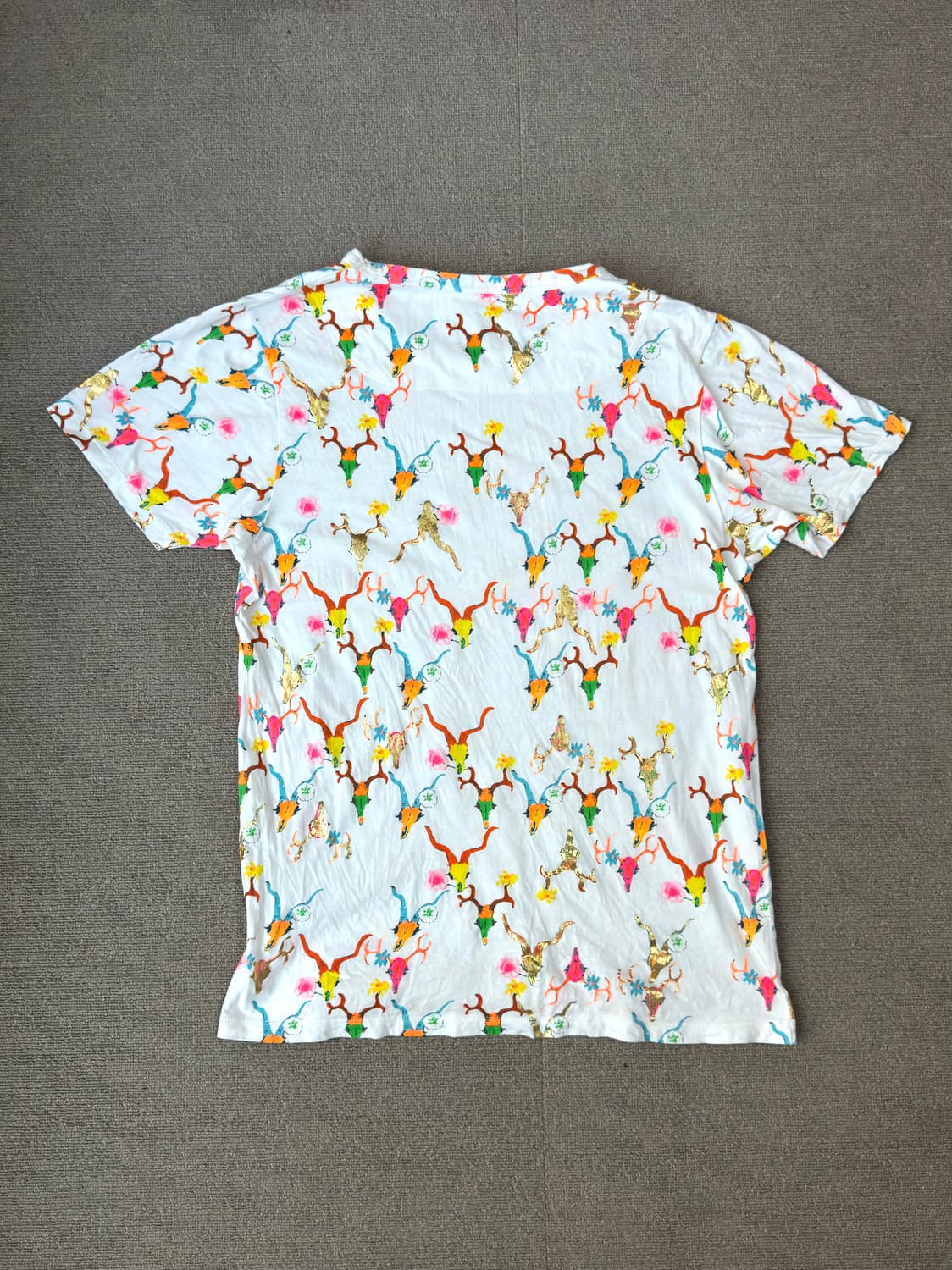 츠모리 치사토 헌팅 트로피 형광 프린팅 티셔츠 상품이미지4