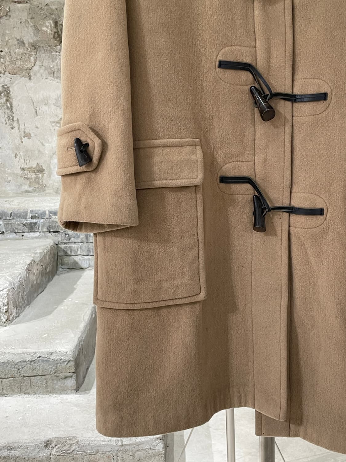 버버리 베이지 스페셜리티 울 후디 더플 코트 상품이미지4