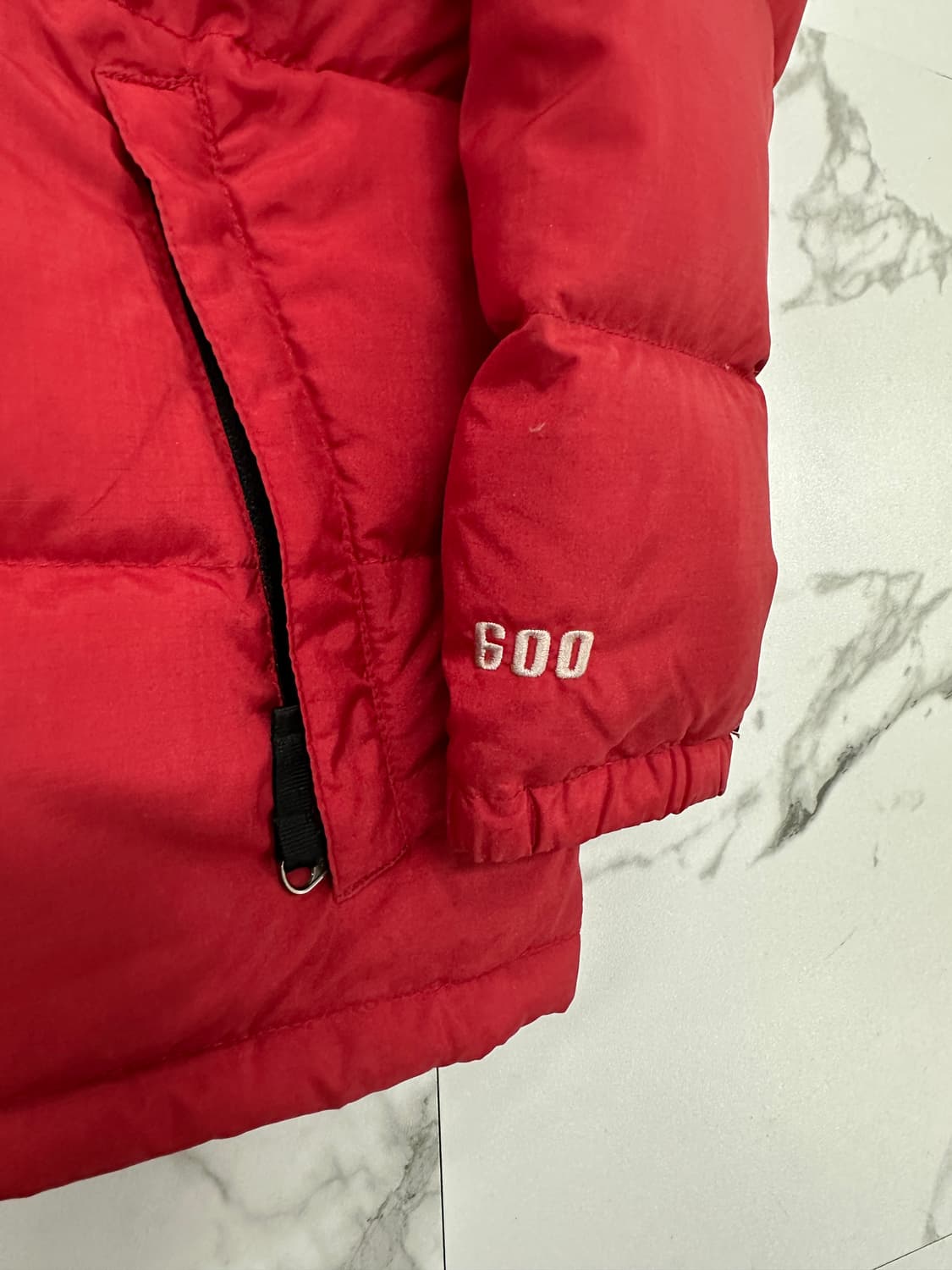 노스페이스 검빨 눕시 600 패딩 상품이미지3