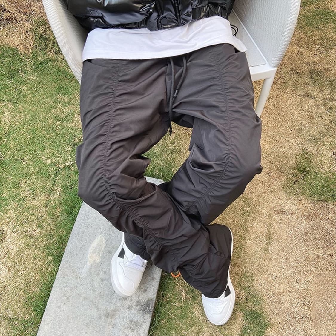 릭 스타일핏 나일론 셔링 곱창 주름핏 팬츠  상품이미지4