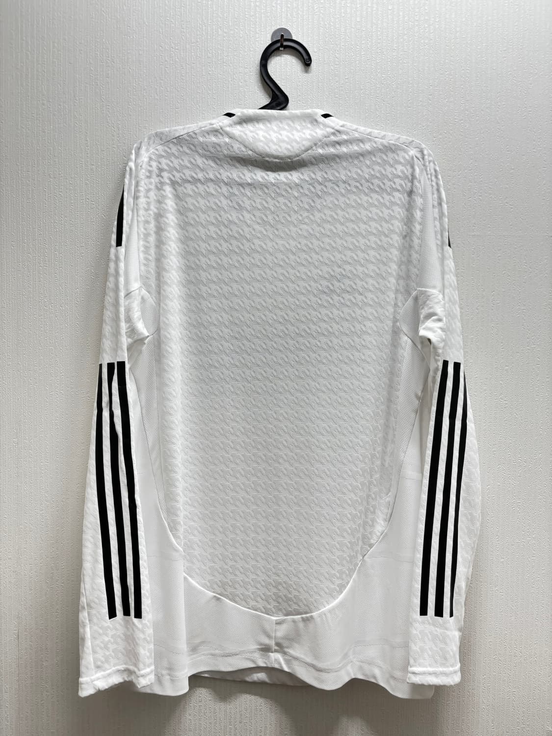 24-25 레알마드리드 어센틱 긴팔 노마킹 해외 M 상품이미지6