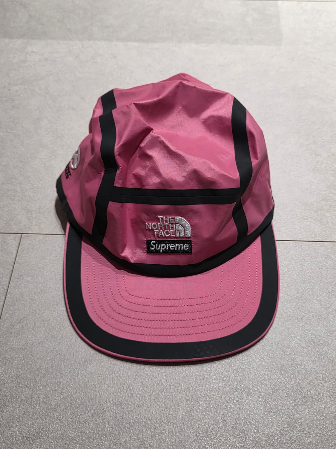 슈프림 x 노스페이스 서밋 시리즈 아우터 테이프 심 캠프캡 핑크 상품이미지2