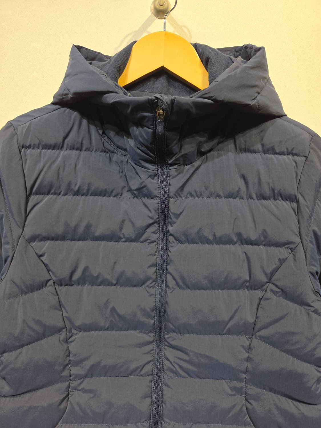 안다르(andar) 올데이 구스다운 슬림핏 패딩 상품이미지3