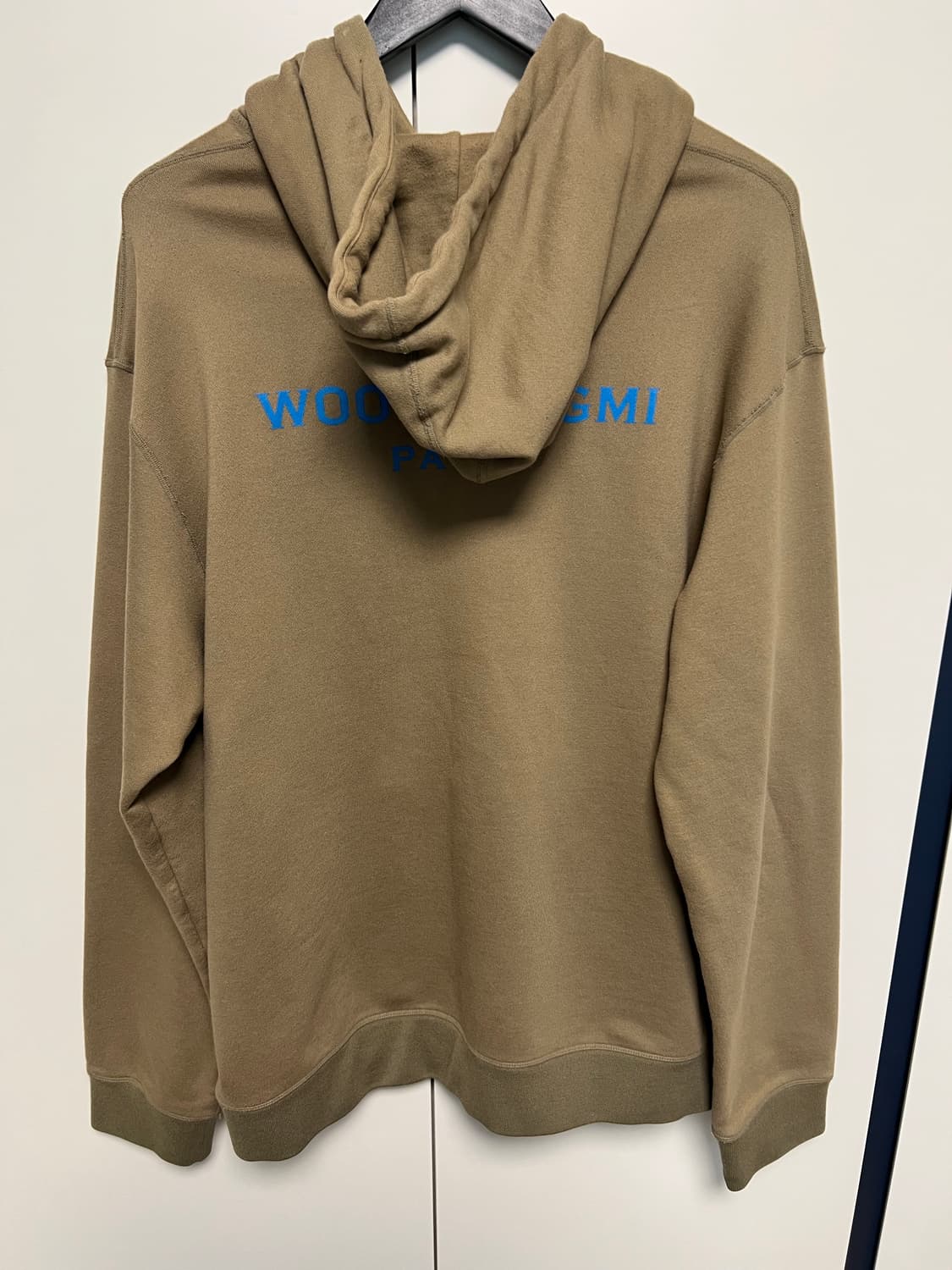 우영미 백로고 후드티 상품이미지2