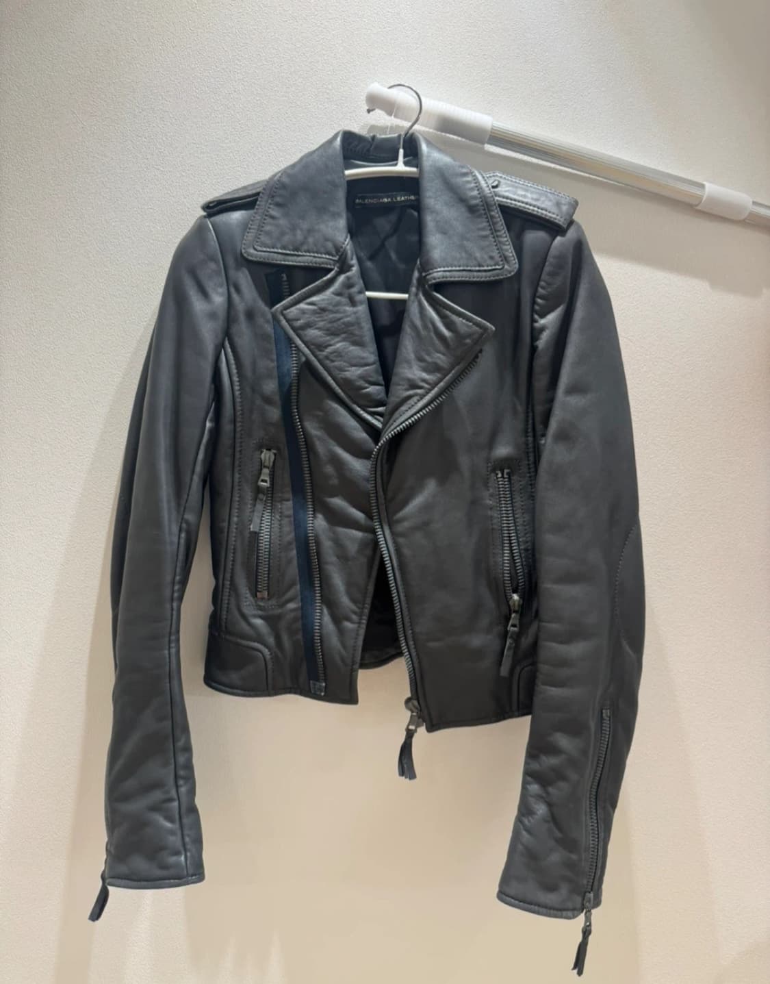 발렌시아가 가죽 라이더 자켓 블랙 36 상품이미지2