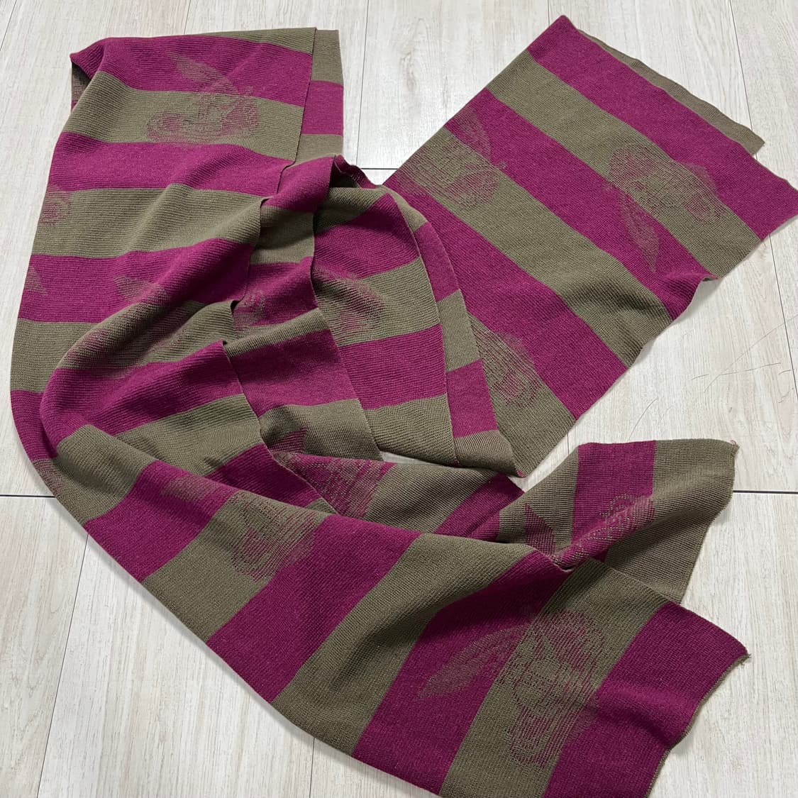 비비안웨스트우드 빈티지 머플러 상품이미지2