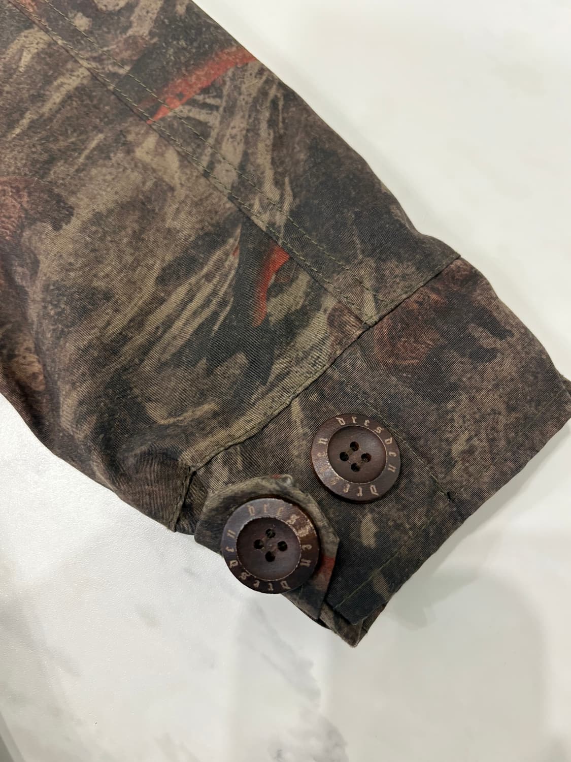 dresden wood parts bear print jacket 상품이미지6