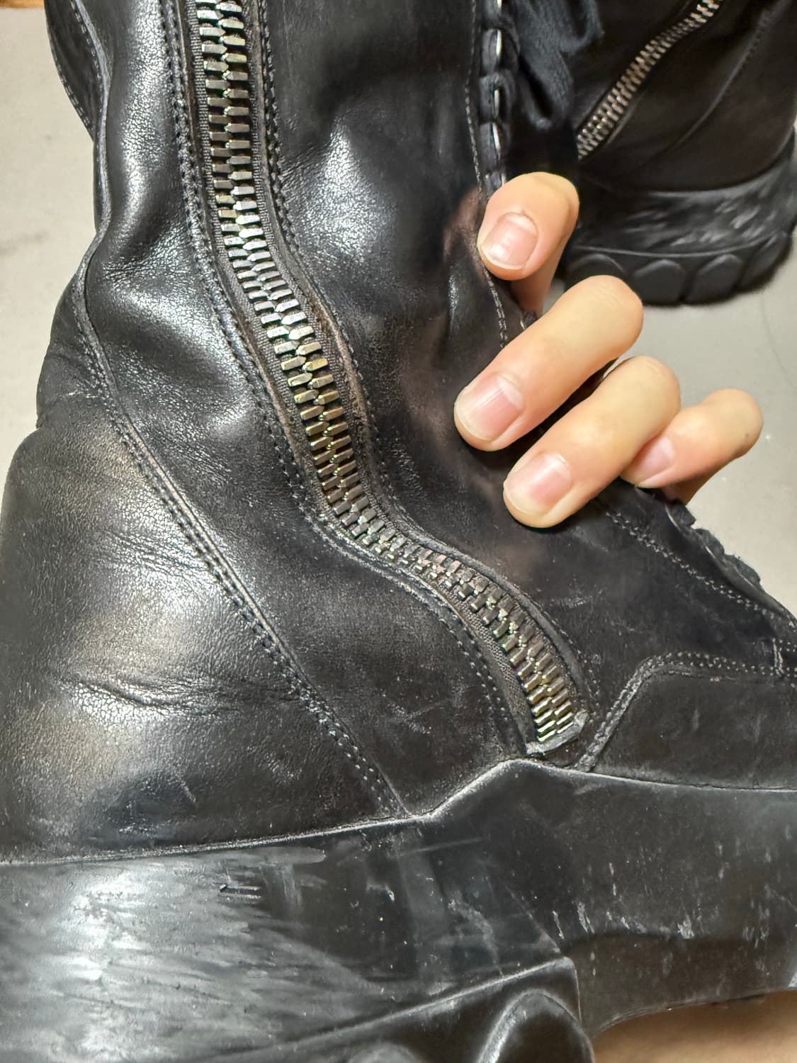 릭오웬스 18FW 시시포스 트랙터 부츠 상품이미지4